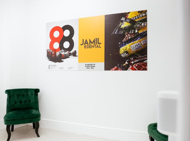 Jamil Dental reception at 56 High Street, Hirwaun